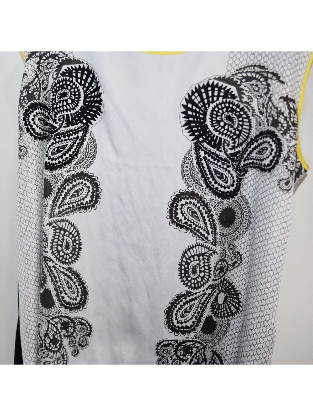 Worthington Sleeveless Black and White Paisley Print Blouse with Yellow Trim - Picture 6 of 7